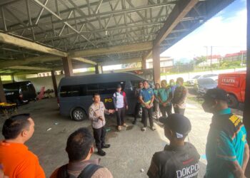 Tim Forensik dan DVI Polda Papua Barat Gelar Otopsi Korban Yang Ditemukan di Mobil Innova