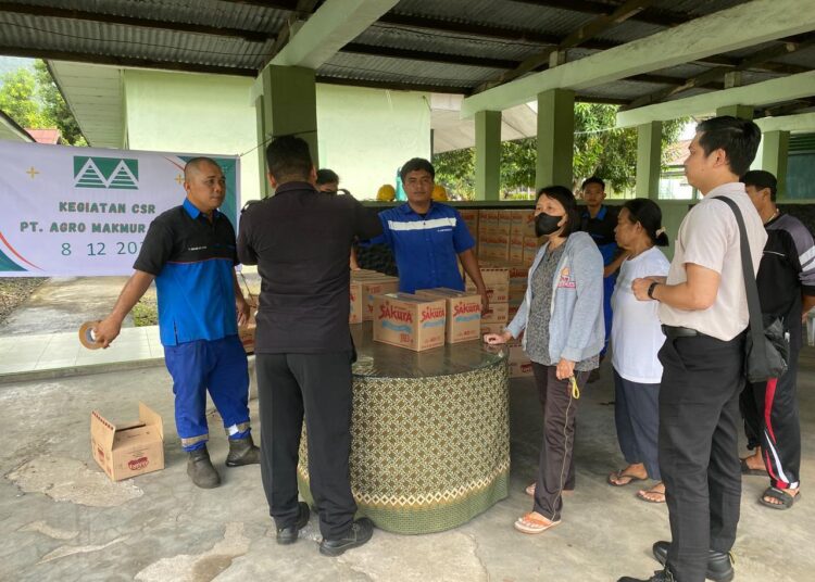 Sinergi Kodim 1310/Bitung Dan PT. Agro Makmur Raya (AMR) Gelar Aksi Sosial Bagi-Bagi Sembako