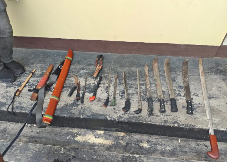 Polres Jayawijaya Gelar Razia Sajam dan Patroli Harkamtibmas di Wamena