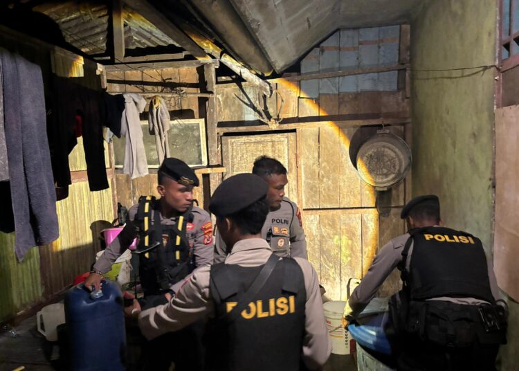 Sat Samapta Polres Sarmi Laksanakan Patroli URC Malam Hari, Amankan Miras dan Petasan