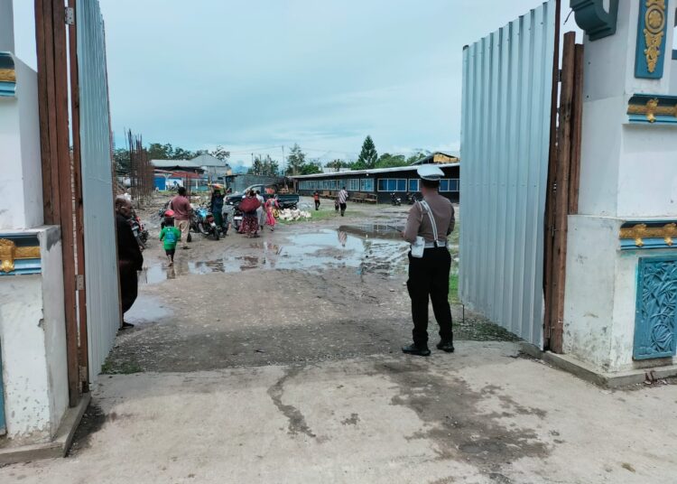 Pengamanan Ibadah Natal di Gereja Jemaat Bahtera Wamena