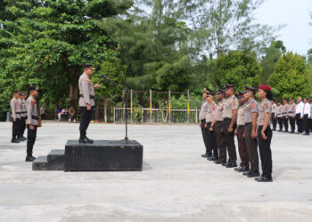 37 Personel Polres Sarmi Naik Pangkat, Kapolres Tekankan Tanggung Jawab dan Profesionalisme