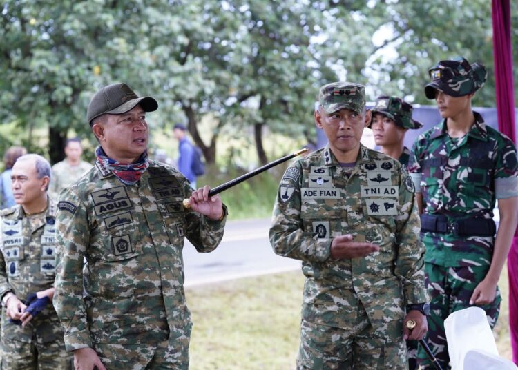 Panglima TNI Tinjau Yonif TP 890/Gardha Sakti di Garut, Jawa Barat