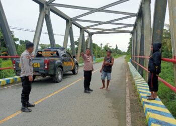 Kapolsek Bonggo Imbau Warga Tak Ambil Batu Bronjong Jembatan Mawesday, Demi Keselamatan Bersama