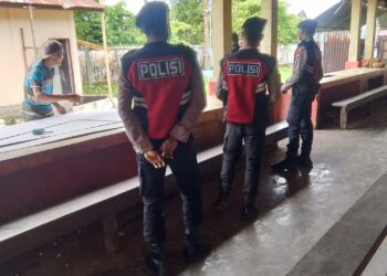 Personel Pos Shelter Sat Samapta Polres Sarmi Laksanakan Patroli di Pasar Sentral Mararena