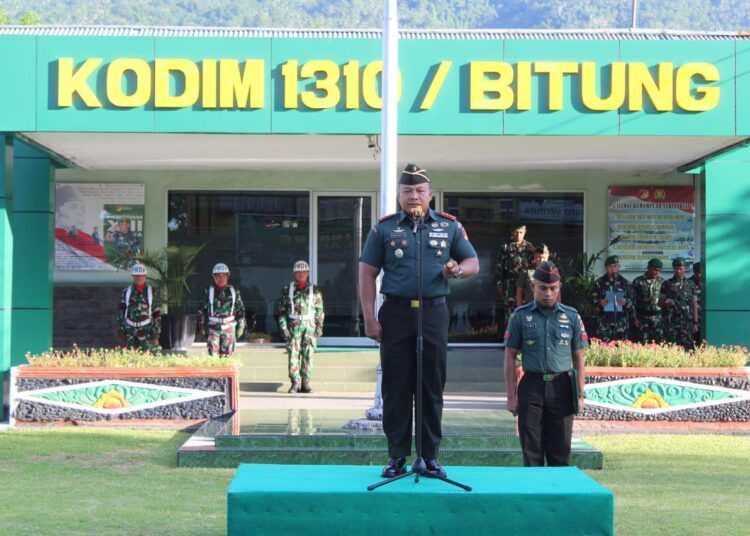 Pimpin Upacara 17-an dan Jam Komandan, Dandim 1310/Bitung Ingatkan Pam Personel dan Bijak Menggunakan Medsos
