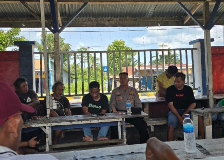 Bhabinkamtibmas Kelurahan Mararena, Sampaikan Imbauan Kamtibmas Kepada Sopir Rental Sarmi-Jayapura