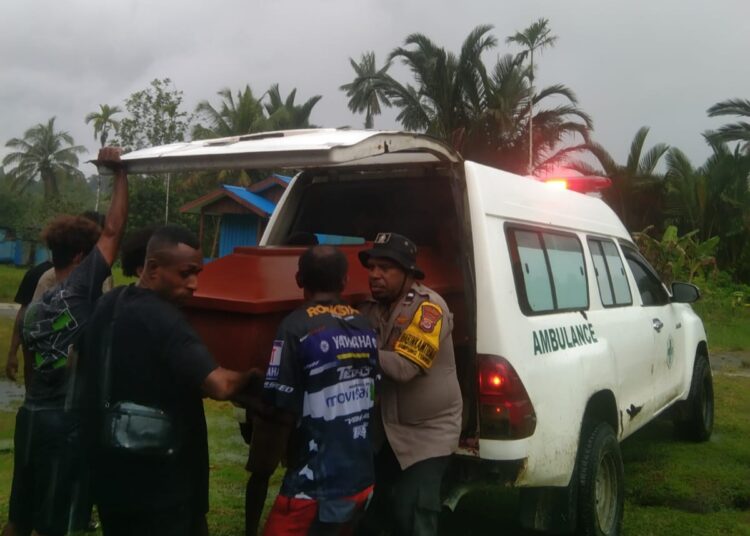 Wujud Kepedulian Polri, Polsek Tor Atas Laksanakan Bantuan Duka di Kampung Seser