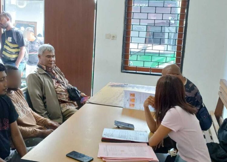 Unit Reskrim Polsek Sarmi Kota Serahkan Tersangka dan Barang Bukti Kasus Pencurian ke Kejaksaan Negeri Jayapura