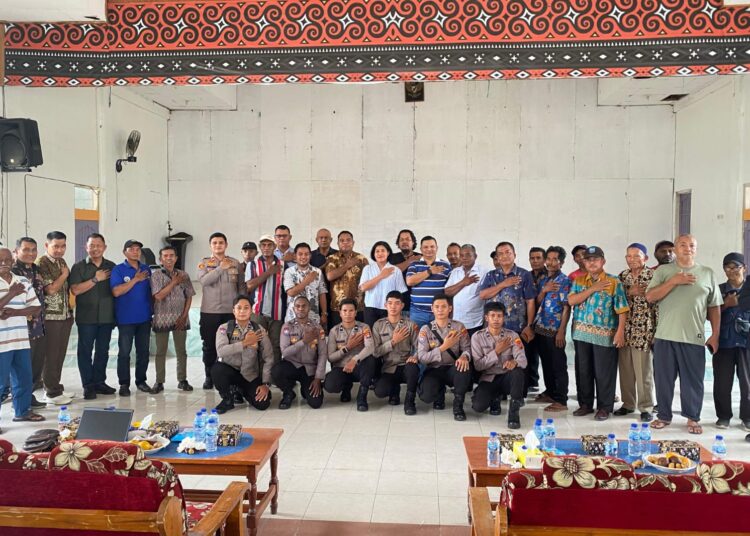 Jalin Silaturahmi, Wakapolda Papua Barat Gelar Pertemuan Dengan Kelompok Tani