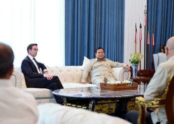 Terima Dirut Garuda dan Perwakilan Embraer, Presiden Prabowo Dorong Adaptasi Teknologi Global Industri Penerbangan Nasional