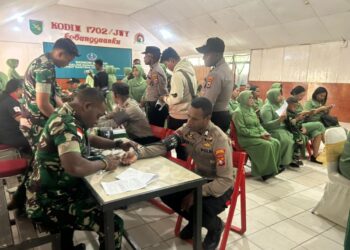 Dukung HUT ke-80 Persit KCK, Polres Jayawijaya Ambil Bagian dalam Donor Darah
