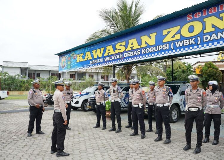 Polda Papua Barat Tekankan Keselamatan Berlalu Lintas dan Kamtibmas melalui Operasi Keselamatan