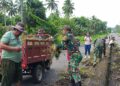 Wujud Nyata Pengabdian TNI, Koramil 04/Dimembe Gotong-Royong Bersama Masyarakat Bersihkan Jalan Utama