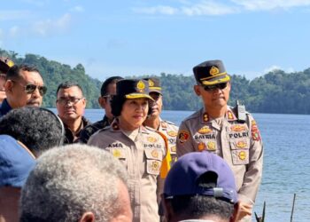 Wakapolda Papua Barat Resmikan SPPG Terpencil di Kampung Wamesa, Dukung Program Makan Bergizi Gratis