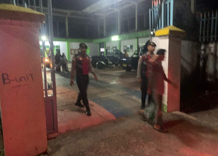 Polres Jayawijaya Amankan Pelaksanaan Shalat Tarawih di Mushola Al Muhajirin