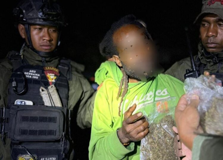 Polres Jayawijaya Amankan Seorang Pemuda Beserta 101,62 Gram Ganja