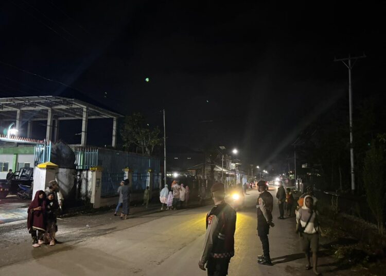 Polres Jayawijaya Amankan Sholat Tarawih di Mushola Al Muhajirin, Pastikan Ibadah Berlangsung Khusyuk