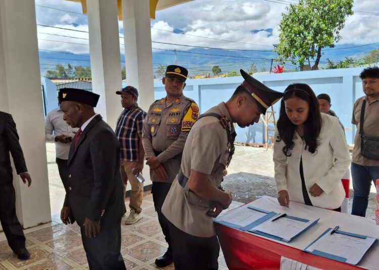 Polsek Asologaima Lakukan Pengecekan Lahan Jagung Program Ketahanan Pangan Kuartal IV