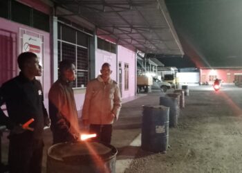 Polres Jayawijaya Amankan Sholat Tarawih di Masjid Nurul Anwar Hom-Hom