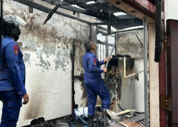 Polres Fakfak Sigap Tangani Kebakaran di Fakfak Utara, Pastikan Keselamatan Warga Prioritas Utama