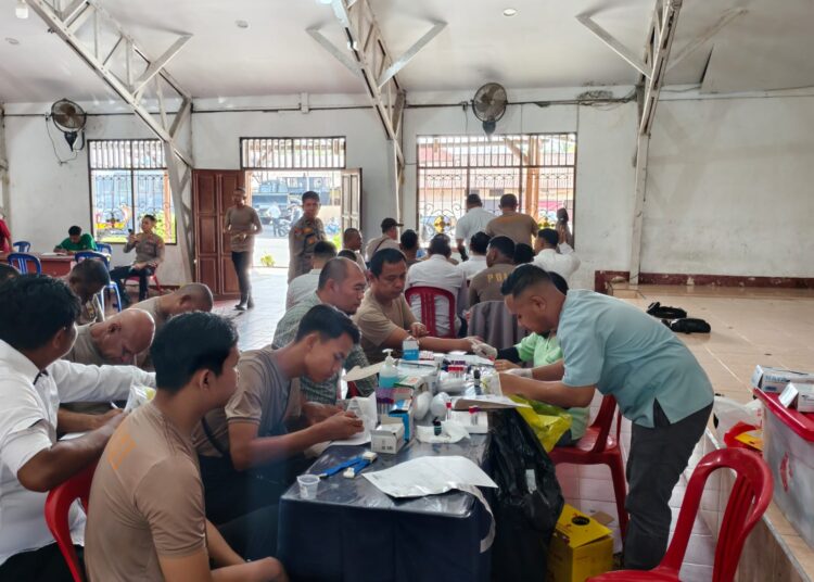 Personel Polresta Manokwari Ikuti Pemeriksaan Kesehatan Berkala Tahun 2026