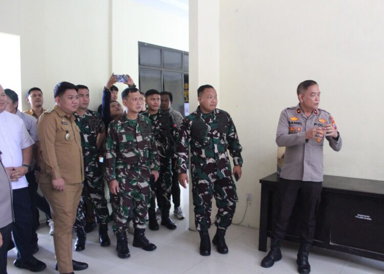 Bahas Konflik Antar Kelompok Pemuda, Dandim 1310/Bitung Letkol Inf Dewa Made DJ Hadiri Rapat Koordinasi Lintas Sektoral bersama Forkopimda Bitung