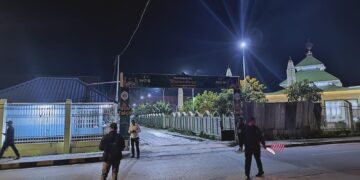 Polres Jayawijaya Laksanakan Pengamanan Sholat Tarawih di Sejumlah Masjid di Kota Wamena