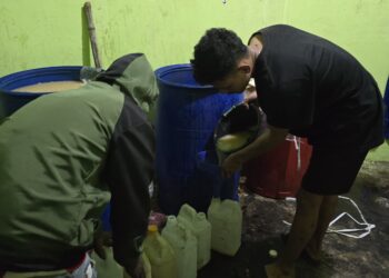 Tekan Peredaran Miras Ilegal, Sat Resnarkoba Polres Jayawijaya Amankan Lokasi Produksi Miras Lokal di Wamena