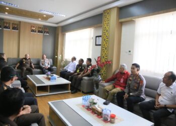 Kapolda Papua Barat Silaturahmi dengan Kepala Kejaksaan Tinggi Papua Barat, Perkuat Sinergitas Penegakan Hukum