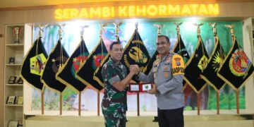Kapolda Papua Barat Silaturahmi Bersama Pangdam XVIII/Kasuari, Perkuat Sinergitas TNI–Polri