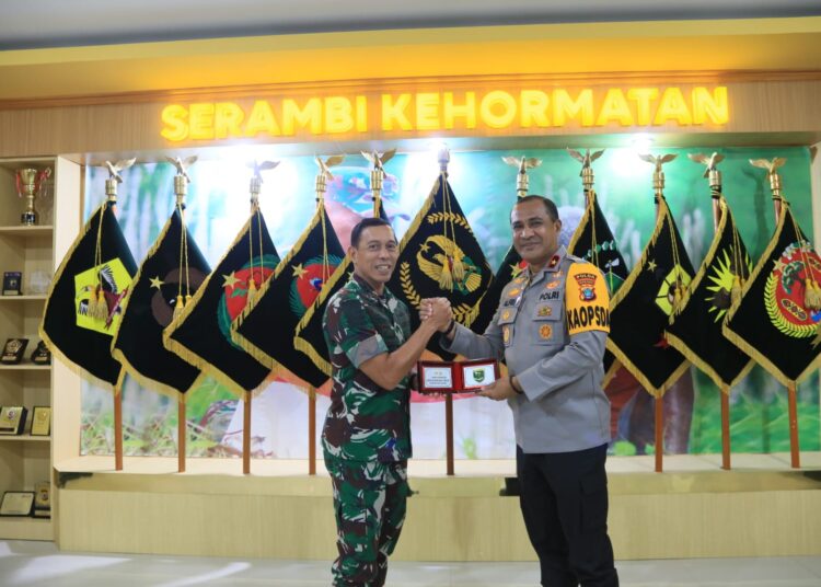 Kapolda Papua Barat Silaturahmi Bersama Pangdam XVIII/Kasuari, Perkuat Sinergitas TNI–Polri