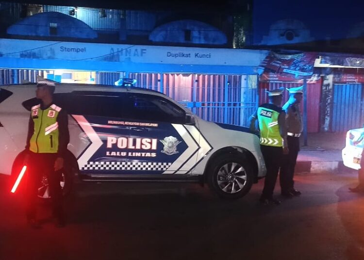 Sat Lantas Polres Jayawijaya Laksanakan Patroli Blue Light, Ciptakan Kamseltibcarlantas di Kota Wamena