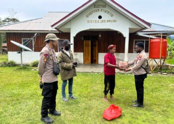 Sambangi Tokoh Adat, Polsek Asologaima Perkuat Sinergi Jaga Kamtibmas