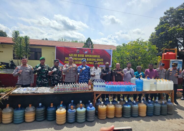 Polres Jayawijaya Musnahkan Miras, Ganja, dan Sajam Hasil Razia Triwulan I 2026