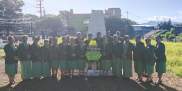 Peringati HUT ke-80 Persit Kartika Chandra Kirana Tahun 2026, Anggota dan Pengurus Persit KCK Cabang LXII Kodim 1310 Bitung Gelar Ziarah Rombongan