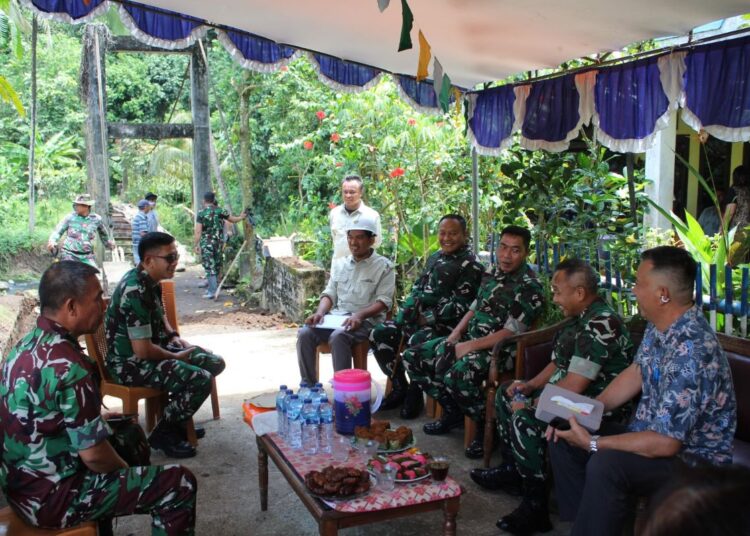 Dorong Konektivitas dan Pertumbuhan Ekonomi, Dandim 1310/Bitung Dampingi Pangdam XIII/Merdeka Tinjau Pembangunan Jembatan Perintis Garuda