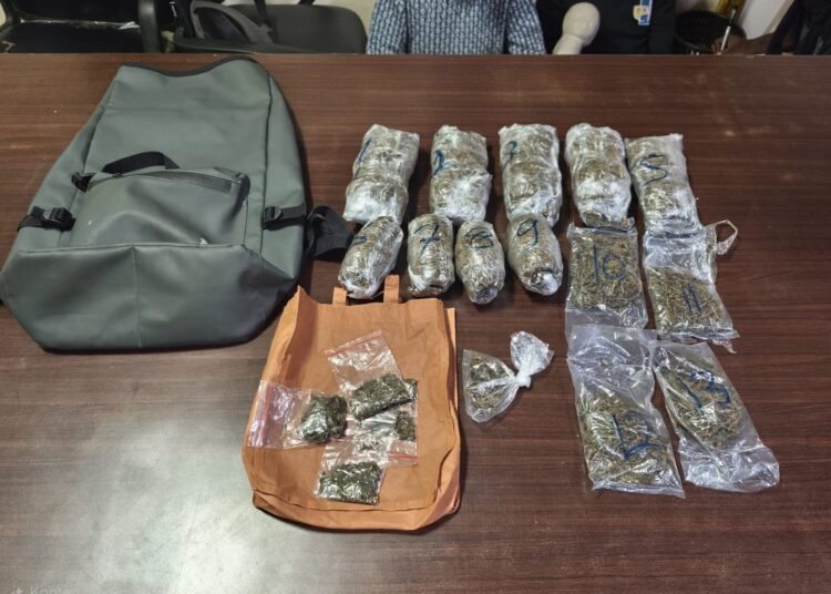 Polda Papua Barat Ungkap Kasus Peredaran Narkotika Jenis Ganja, Tiga Orang Diamankan