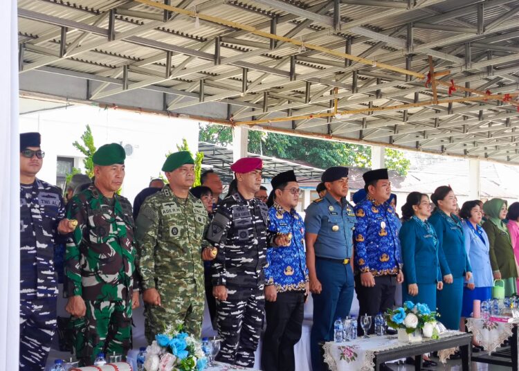 Teladani Semangat Juang R.A. Kartini, Danramil 1310-01/Bitung Hadiri Upacara Peringatan Hari Kartini Tahun 2026