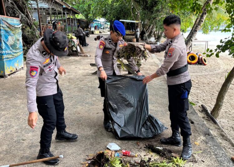 Sinergi dan Pengabdian Ditpolairud Polda Papua Barat Melayani Masyarakat Pesisir