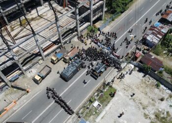 Polda Papua Barat Layani Aksi Unjuk Rasa Mahasiswa secara Humanis dan Kondusif