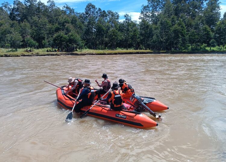 Polres Jayawijaya Lanjutkan Pencarian Korban Jembatan Gantung Wouma Hari Ke-3
