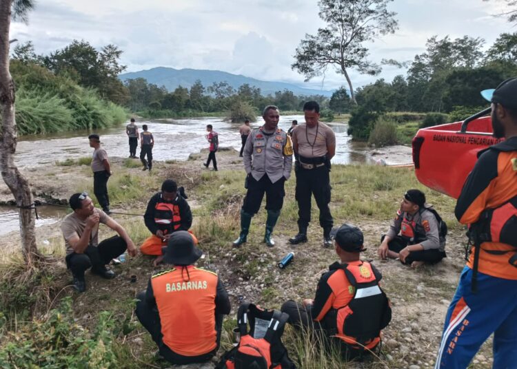 Polres Jayawijaya Lanjutkan Pencarian Korban Jembatan Gantung Wouma Hari Ke-4