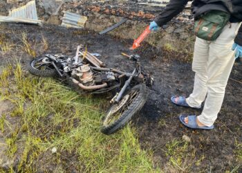 Gubernur Papua Pegunungan Kunjungi Pengungsi di Mako Polres Jayawijaya