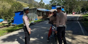 Sat Lantas Polres Lanny Jaya Gelar Strong Point Pagi, Arus Lalu Lintas Lancar