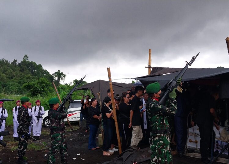 Wujud Penghormatan Atas Pengabdian, Kodim 1310/Bitung Gelar Upacara Persemayaman dan Pemakaman Secara Militer Kepada Purnawirawan TNI