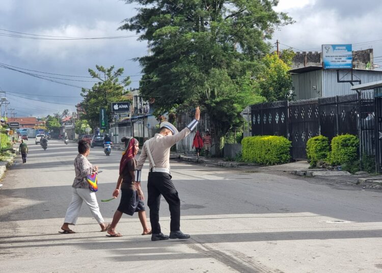 Satlantas Polres Jayawijaya Gelar Strong Point Pagi, Ciptakan Kamsseltibcar Lantas