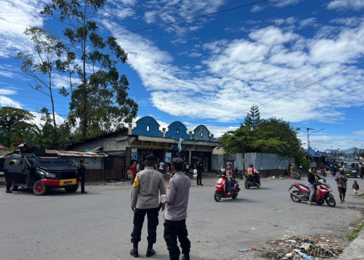 Sat Binmas Polres Jayawijaya Intensifkan Himbauan Kamtibmas di Sejumlah Pasar