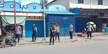 Sat Binmas Polres Jayawijaya sampaikan imbauan kamtibmas melalui mobil penerangan