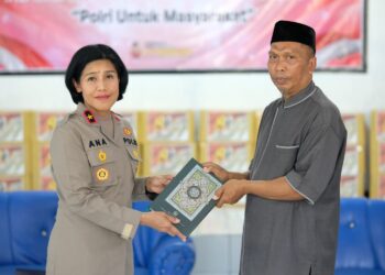 Penyerahan Bantuan Sosial Dalam Rangka Hari Bhayangkara Ke-80 di Pesantren Hidayatullah Anday